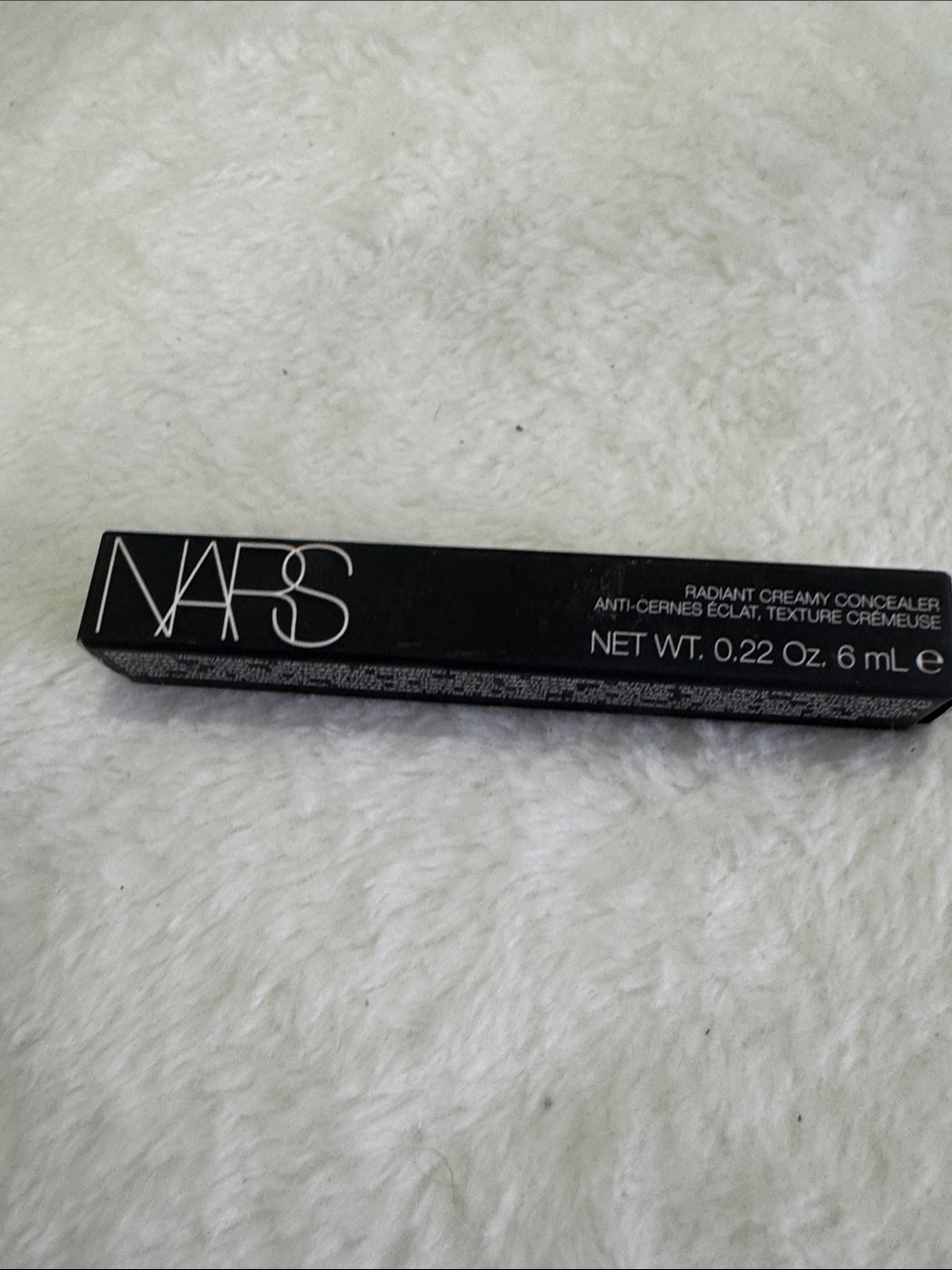 NARS Radiant Creamy Concealer - Black Packaging with White Logo